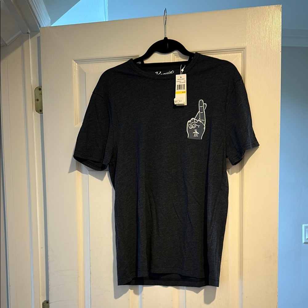 BNWT Penguin by munsingwear Men's Dark Gray Graphic Tee